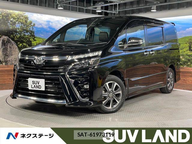 Toyota VOXY 2021-02 7563048-0
