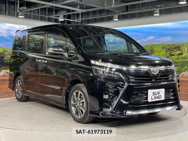 Toyota VOXY 2021-02 7563048-15