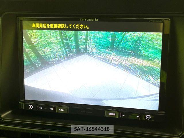 Toyota VOXY 2016-08 7563061-4