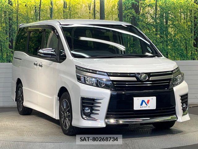 Toyota VOXY 2016-11 7563058-16