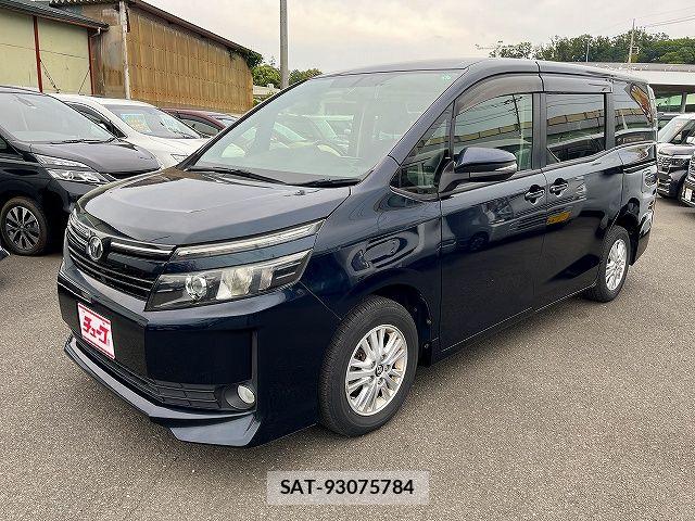 Toyota VOXY 2015-02 7563059-0