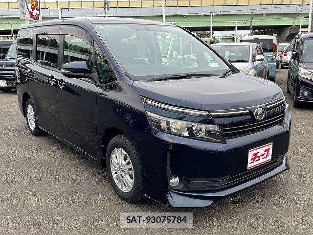 Toyota VOXY 2015-02 7563059-6