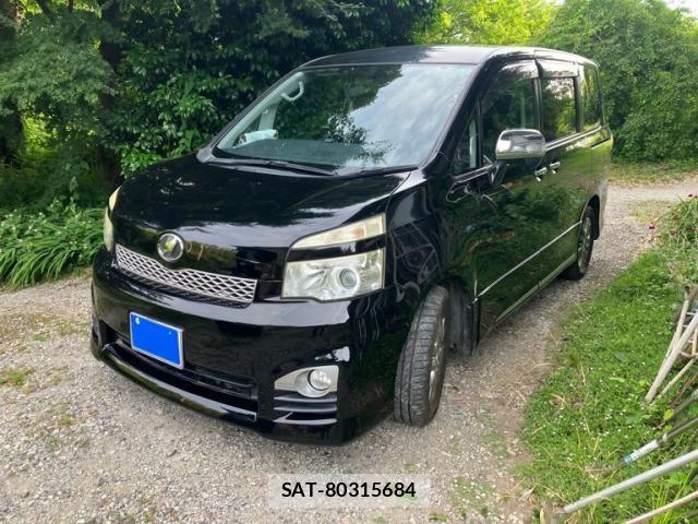 Toyota VOXY 2011-11 7563065-1