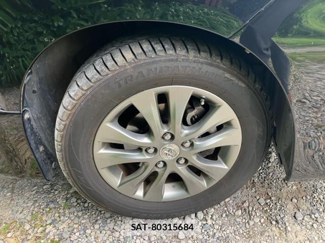 Toyota VOXY 2011-11 7563065-8