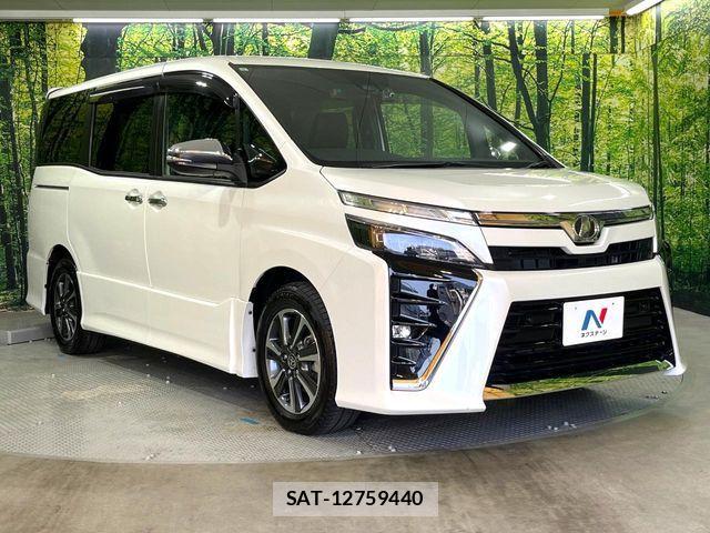 Toyota VOXY 2019-09 7563049-16