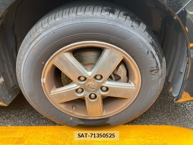 Toyota VOXY 2007-02 7563067-9