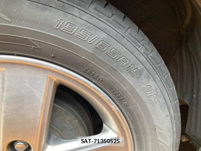 Toyota VOXY 2007-02 7563067-11