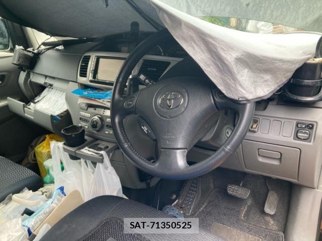 Toyota VOXY 2007-02 7563067-15