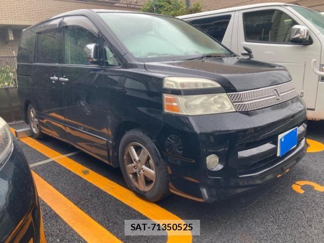 Toyota VOXY 2007-02 7563067-2
