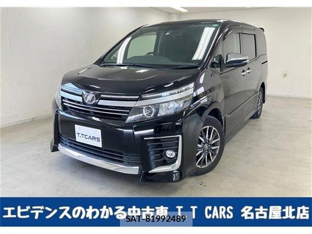 Toyota VOXY 2017-02 7563060-0