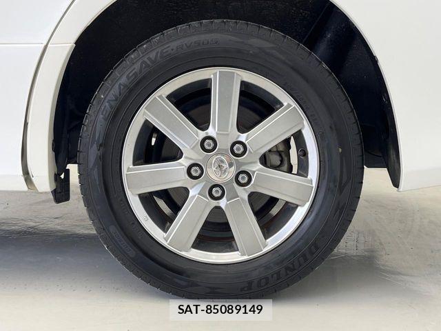 Toyota VOXY 2009-01 7621238-12
