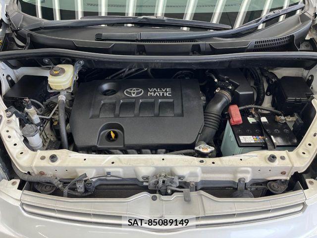 Toyota VOXY 2009-01 7621238-17