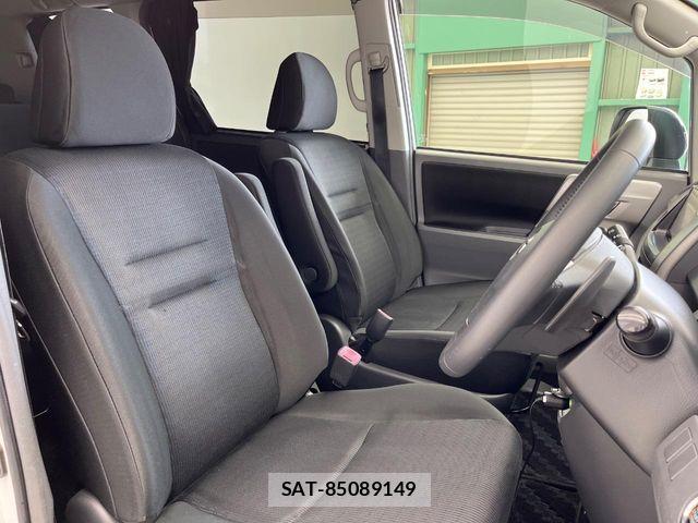 Toyota VOXY 2009-01 7621238-7