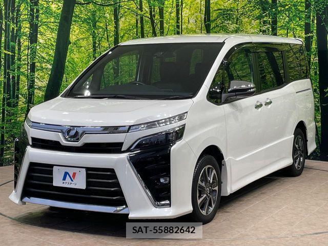 Toyota VOXY 2018-11 7621188-17