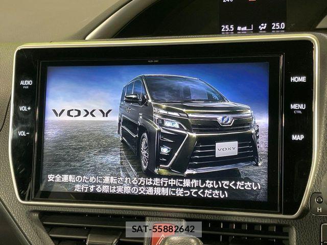 Toyota VOXY 2018-11 7621188-3