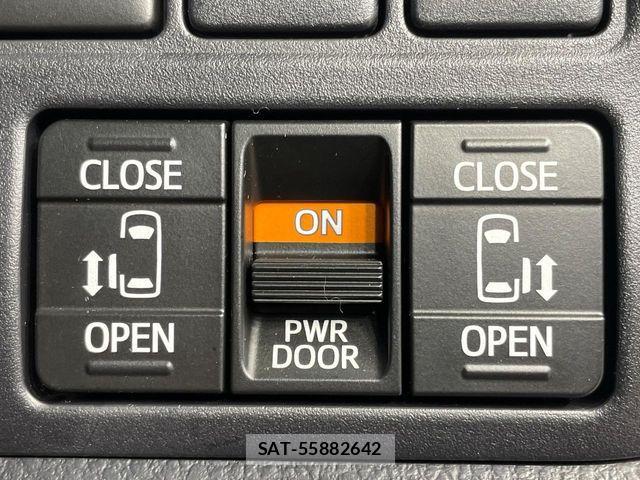 Toyota VOXY 2018-11 7621188-5