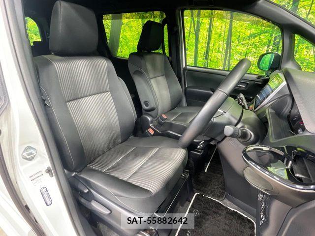 Toyota VOXY 2018-11 7621188-8