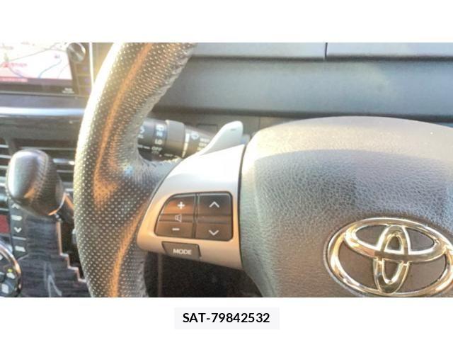 Toyota VOXY 2013-05 7621246-14