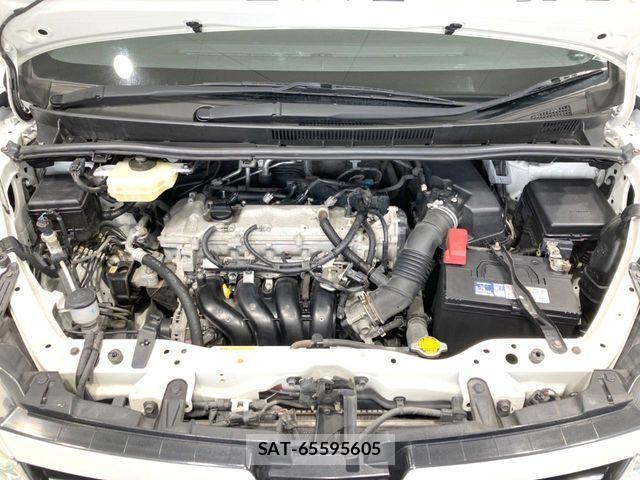 Toyota VOXY 2015-02 7621220-18