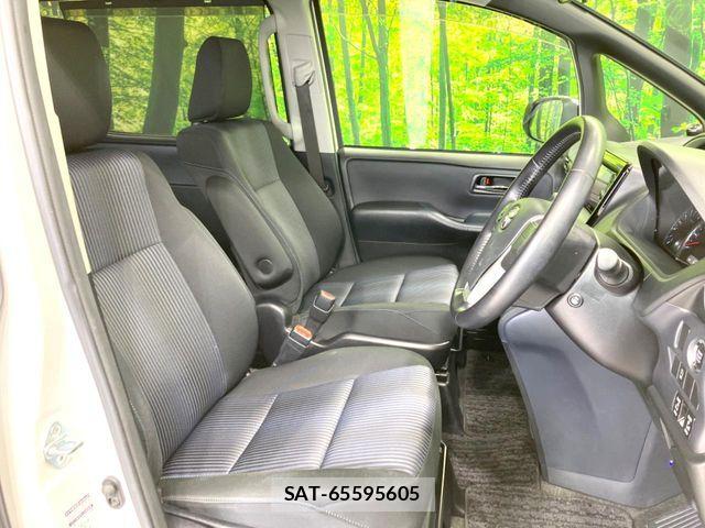 Toyota VOXY 2015-02 7621220-7