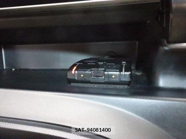 Toyota VOXY 2018-10 7621190-26
