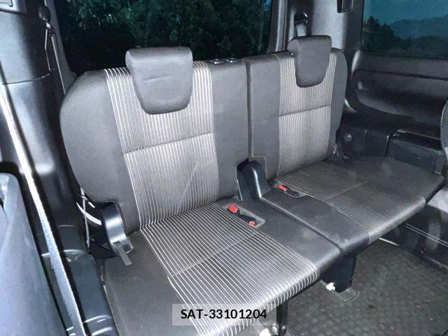 Toyota VOXY 2019-04 7621199-9
