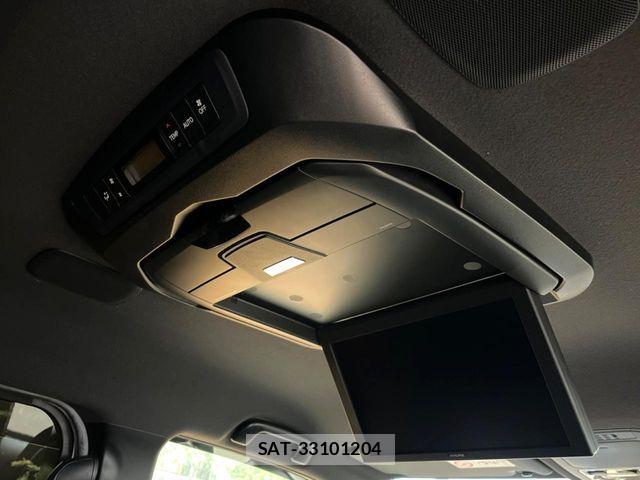 Toyota VOXY 2019-04 7621199-3