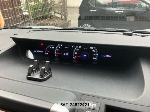 Toyota VOXY 2011-10 7621248-15