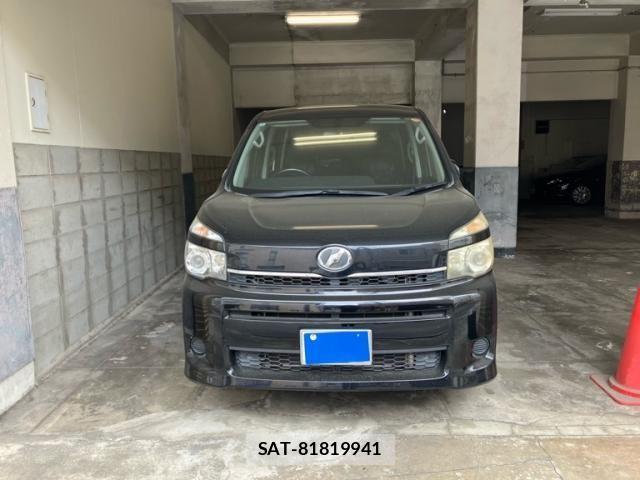 Toyota VOXY 2010-12 7621250-0