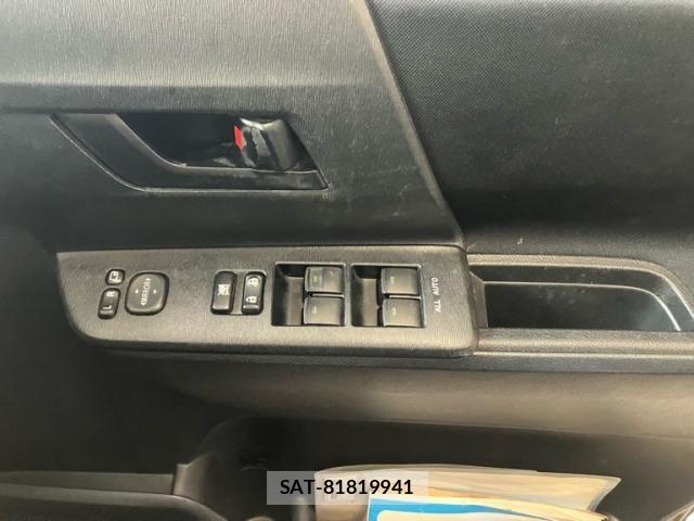Toyota VOXY 2010-12 7621250-18