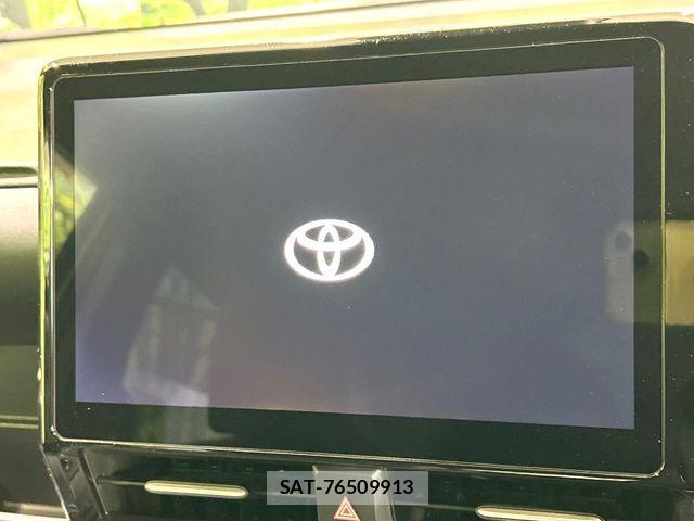 Toyota VOXY 2024-02 7621173-2