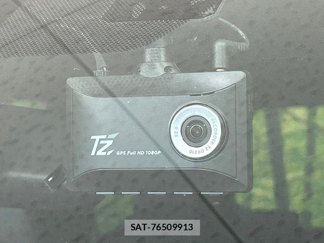 Toyota VOXY 2024-02 7621173-5