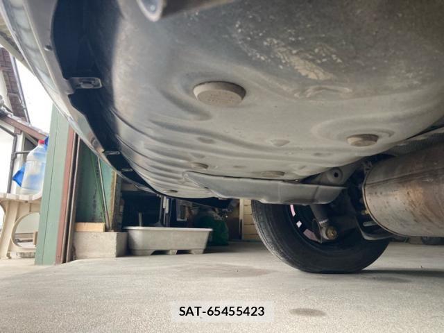 Toyota VOXY 2009-10 7621254-10
