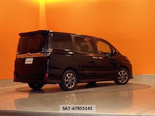 Toyota VOXY 2020-01 7621186-10