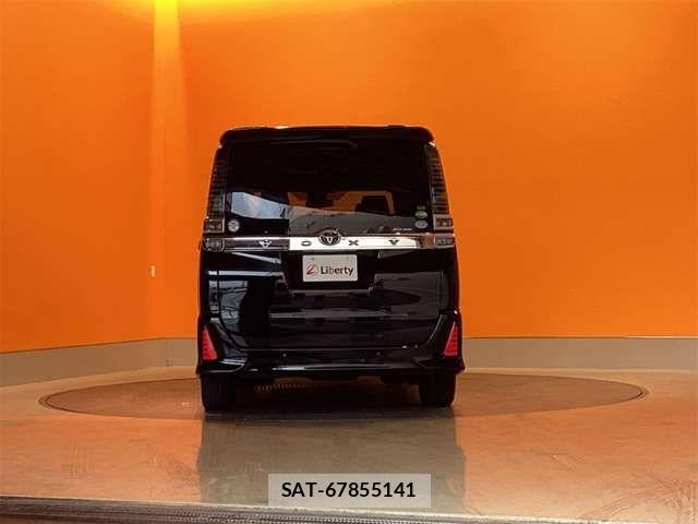 Toyota VOXY 2020-01 7621186-11