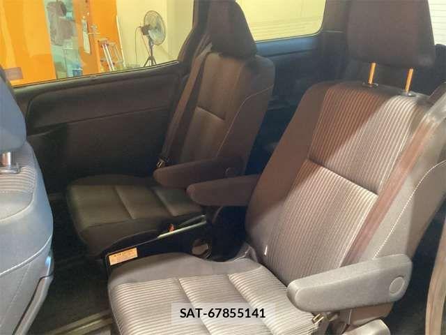 Toyota VOXY 2020-01 7621186-15