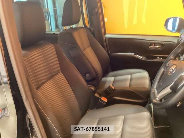 Toyota VOXY 2020-01 7621186-18