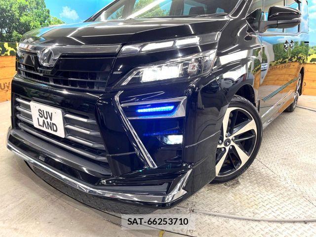 Toyota VOXY 2017-07 7621210-11
