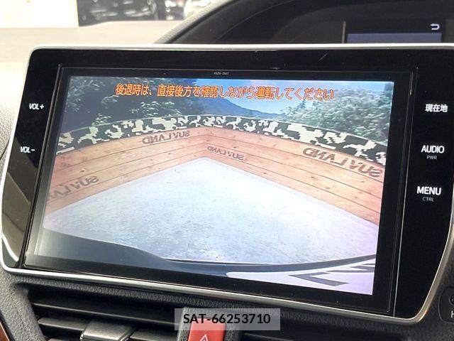 Toyota VOXY 2017-07 7621210-3