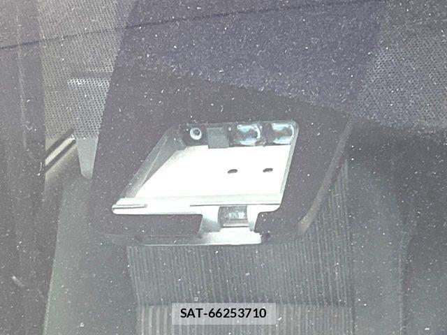 Toyota VOXY 2017-07 7621210-5