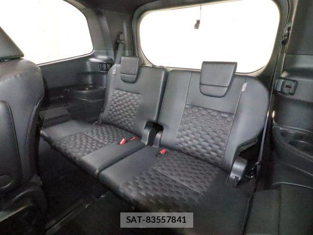 Toyota VOXY 2022-08 7621172-9