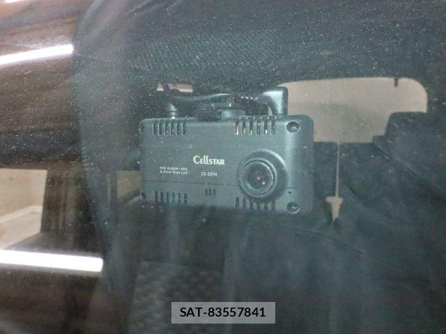 Toyota VOXY 2022-08 7621172-15