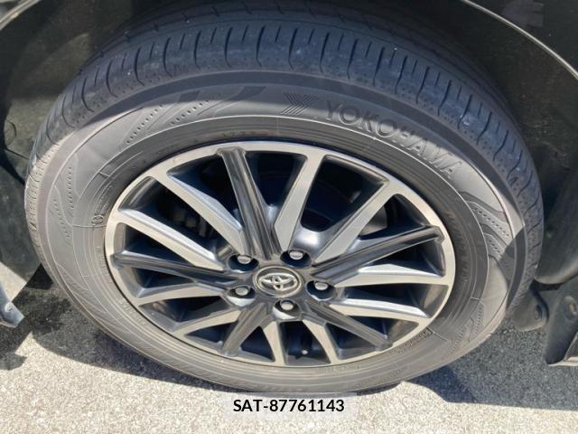 Toyota VOXY 2014-03 7621237-9