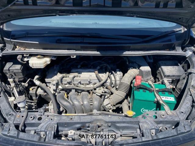 Toyota VOXY 2014-03 7621237-12