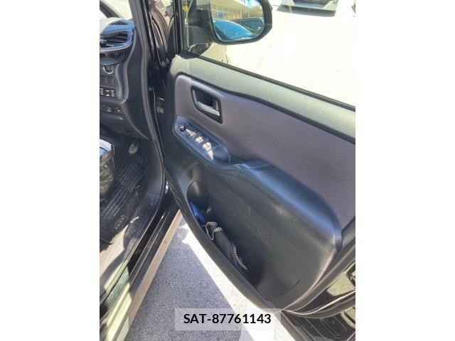 Toyota VOXY 2014-03 7621237-14