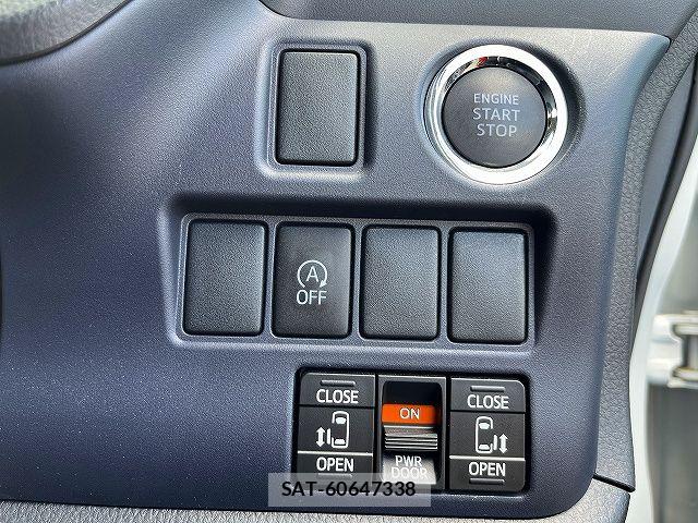 Toyota VOXY 2015-04 7621203-16