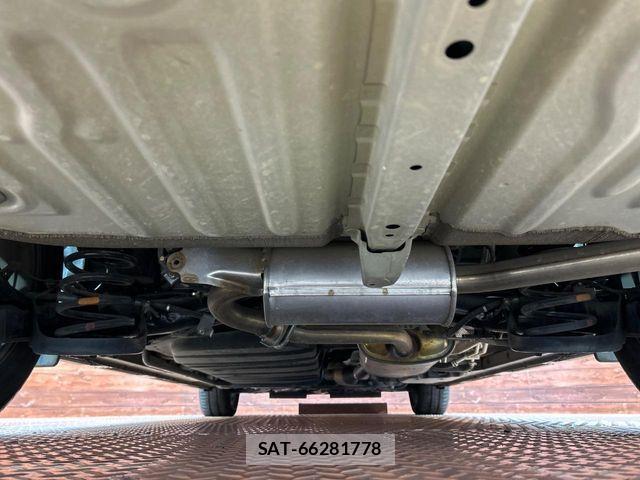 Toyota VOXY 2021-06 7621180-18