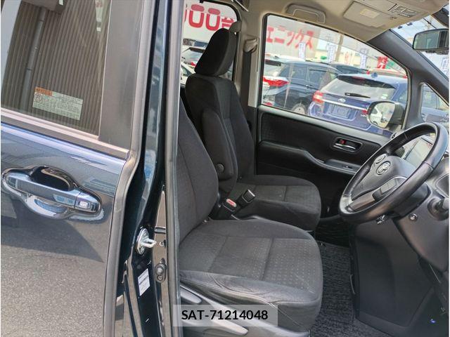 Toyota VOXY 2014-06 7621224-18