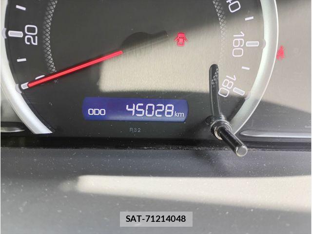 Toyota VOXY 2014-06 7621224-24