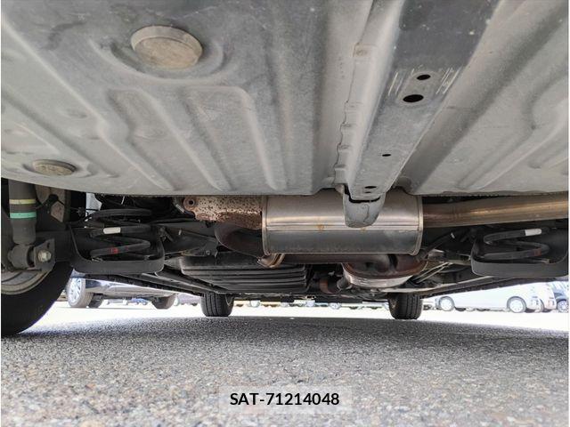 Toyota VOXY 2014-06 7621224-5